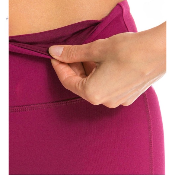 Alo Yoga Goddess Leggings in Berry/Stormy Heather XS EUC - Picture 4 of 14